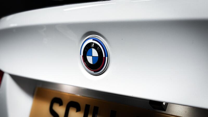 BMW 3 SERIES