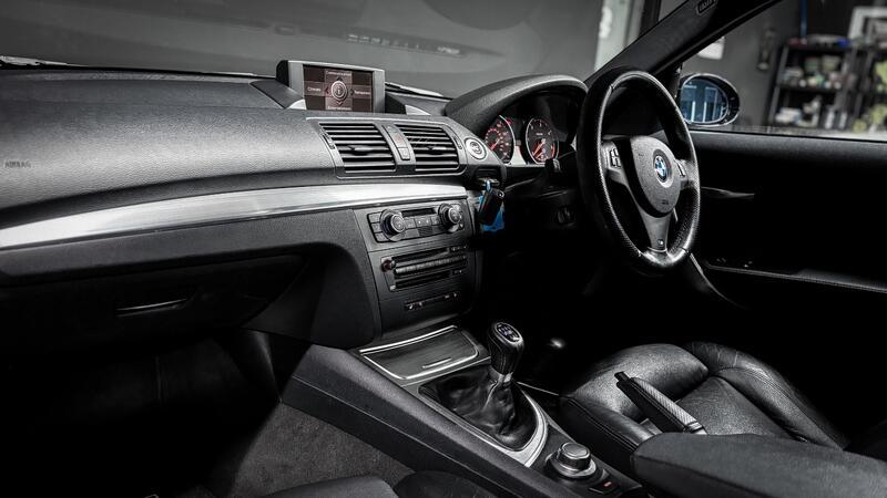 BMW 1 SERIES