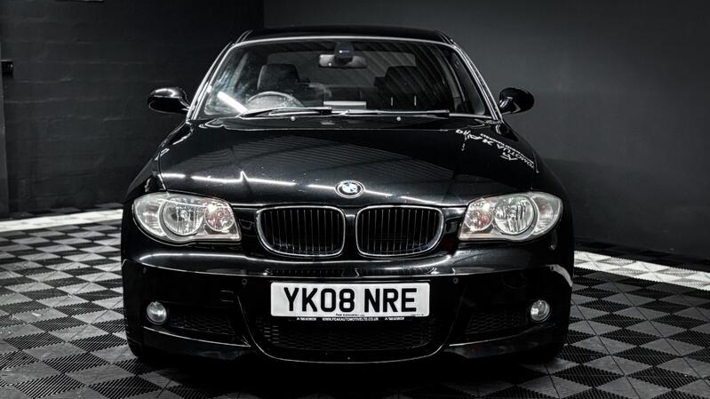 BMW 1 SERIES