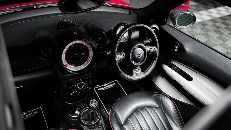 MINI PACEMAN